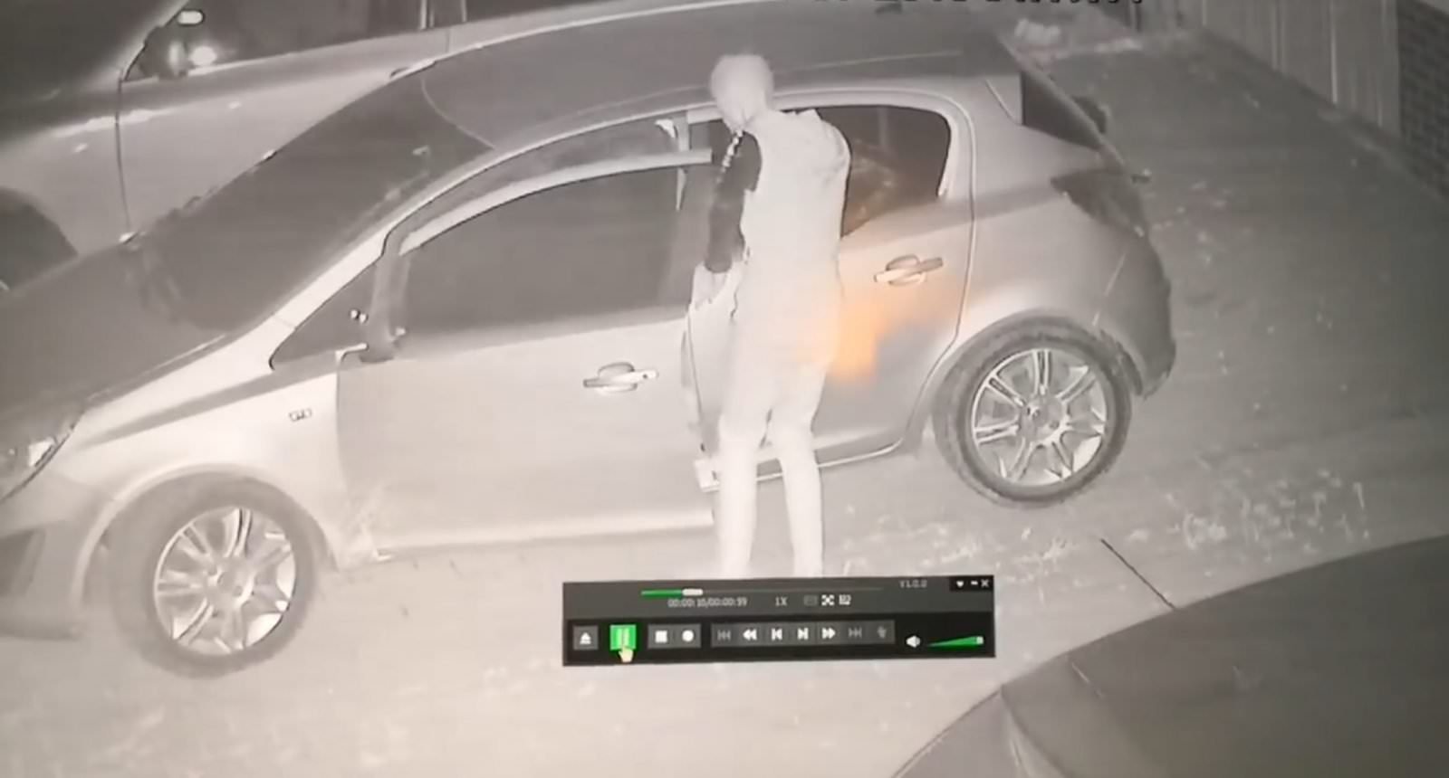 video - val de spargeri auto în cartierul arhitecților - un hoț a ’’verificat’’ mai multe mașini