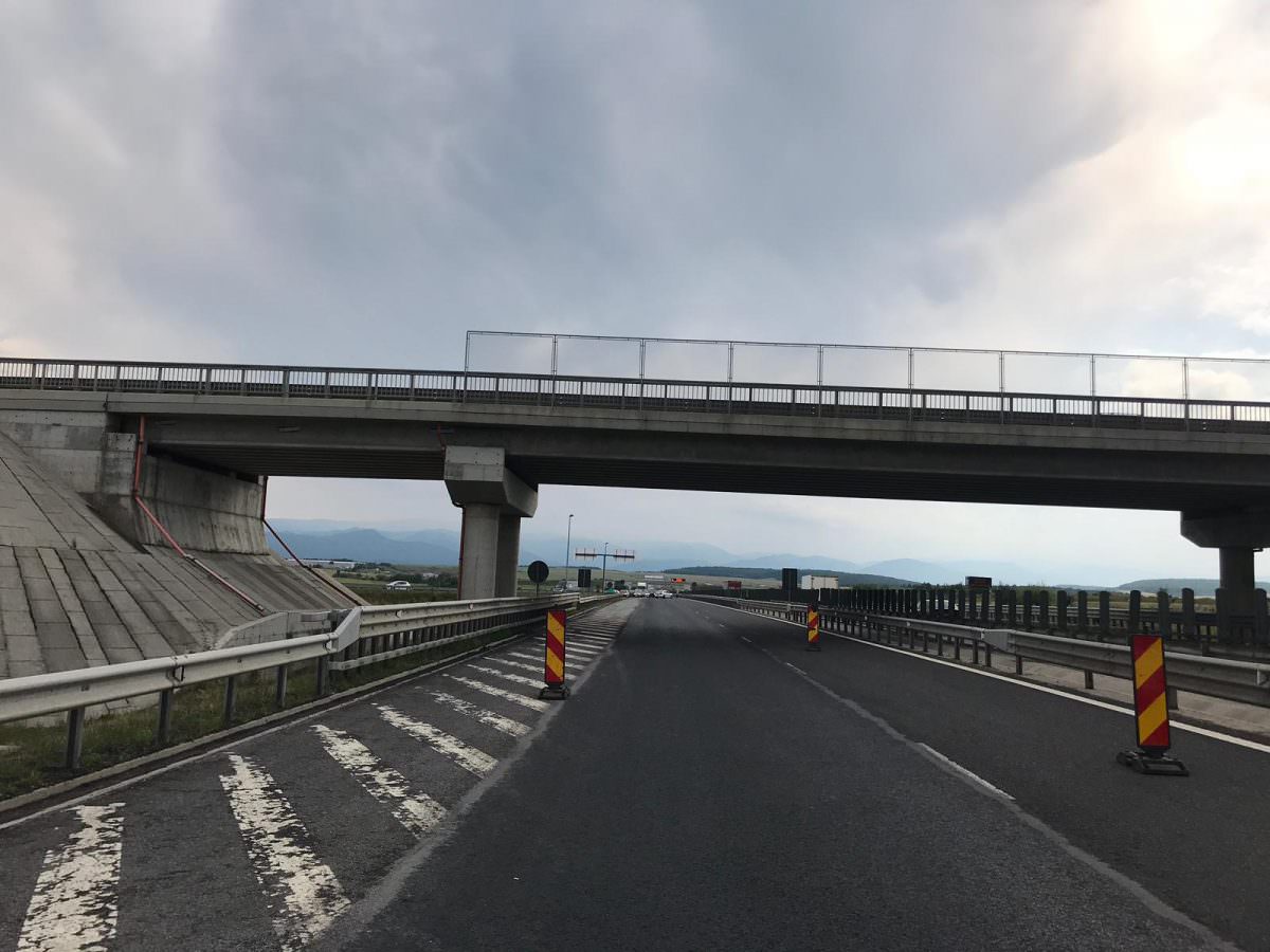 un carambol a blocat două ore un sens al autostrăzii a1 la sibiu