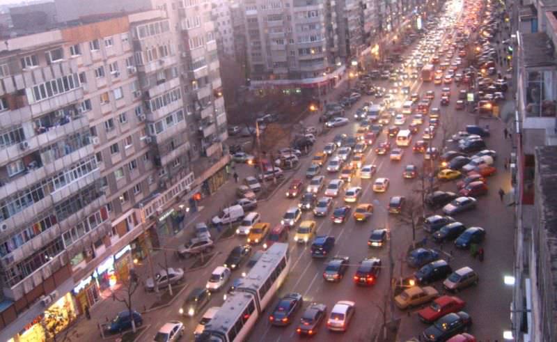 autoturismele poluante interzise în bucurești - cele din alte orașe vor plăti taxa de intrare