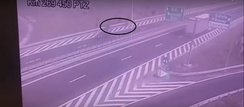 video motocicliști inconștienți - au mers pe contrasens pe autostrada sebeș - sibiu