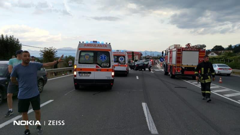 FOTO Accident cu trei mașini la Şelimbăr din cauza unui șofer beat - Trafic blocat