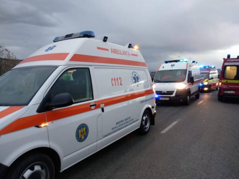 femeie lovită de o mașină pe strada hermann oberth - a fost dusă la spital