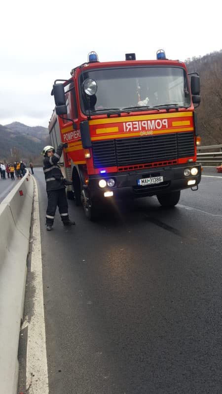 update foto - accident cu doi morți pe valea oltului - alte trei persoane sunt rănite