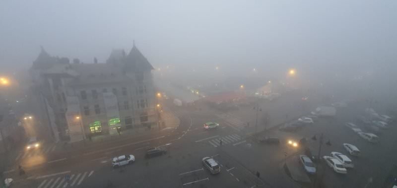 foto ceață densă la sibiu - atenție cum circulați