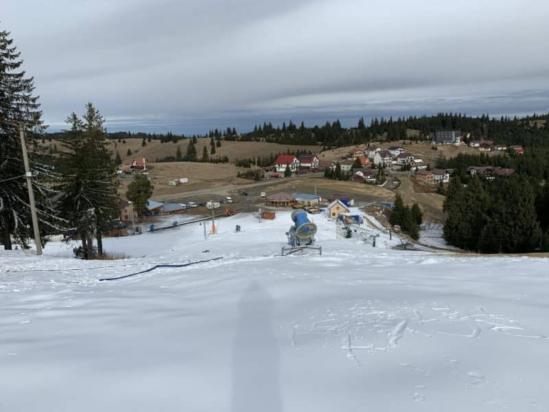 se deschide sezonul de schi la arena platoș - liber la distracție pe pârtie