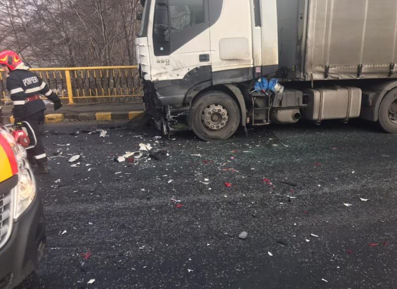 foto: cum s-a petrecut accidentul grav de pe valea oltului - starea victimelor