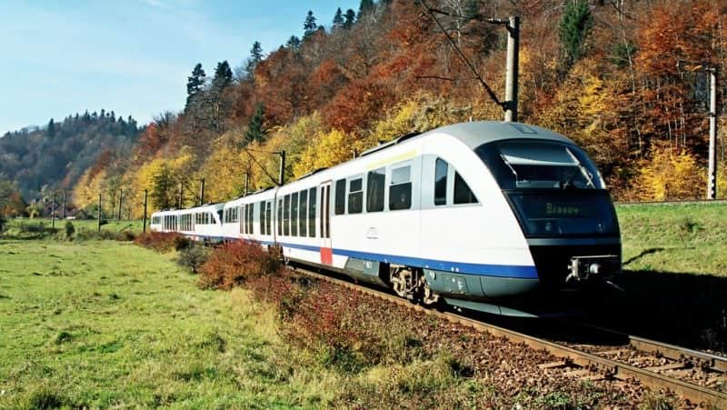 proiectul pentru achiziția a 12 trenuri pe hidrogen pus în dezbatere - costul autotrenurilor este de aproape 175 de milioane de euro