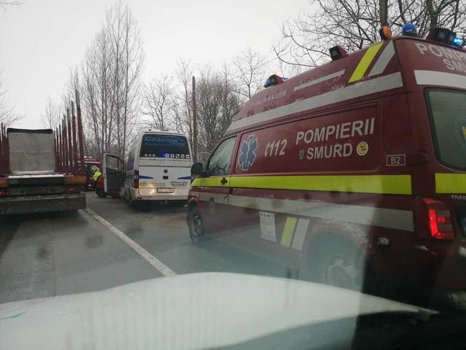 FOTO: Accident grav la Marpod - Două persoane au murit, încă una rănită