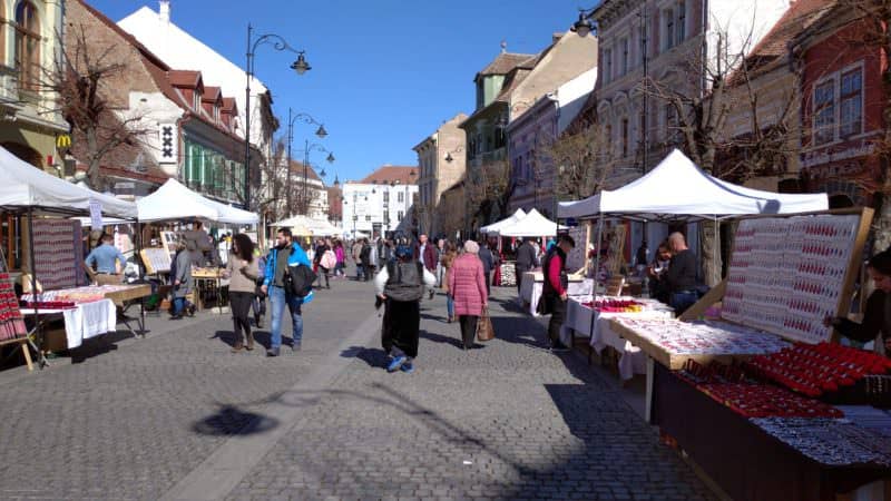 primăria oferă o sută de locuri unde să vindeți mărțișoare - sunt împărțite în tot orașul