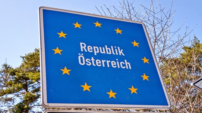 românii intră în austria doar cu test covid 19 negativ sau cu izolare 10 zile - zborurile rămân suspendate