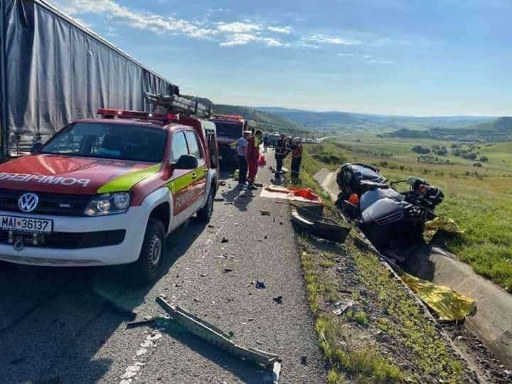 foto accident cu trei morți în județul cluj - un camion din sibiu este implicat