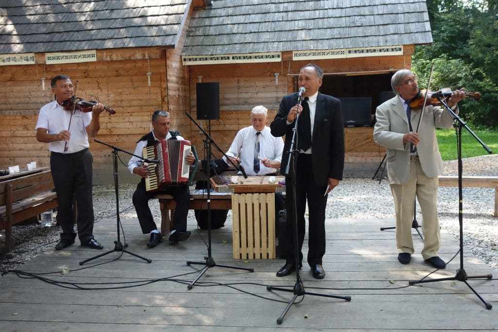 festivalul tarafuri și fanfare are loc în weekend la muzeul în aer liber din sibiu