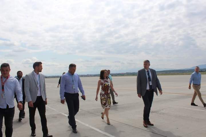 aeroportul din sibiu primește bani de la guvern - ajutorul de stat depășește 3,9 milioane lei