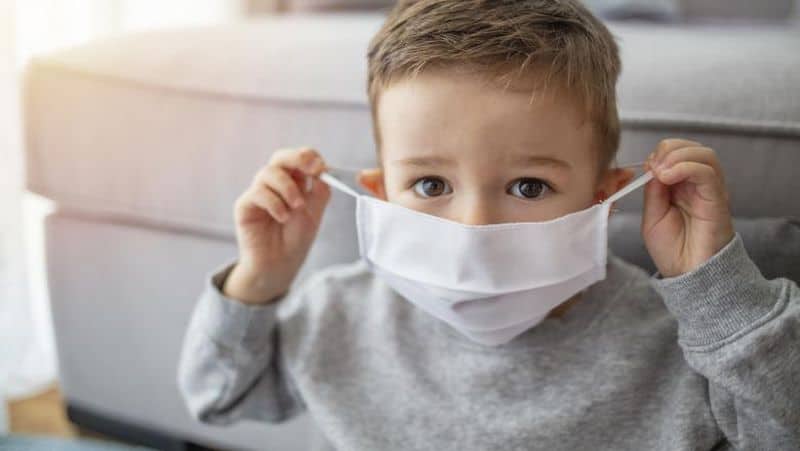 la copii nu există diferenţe clare între simptomele date de gripă şi cele de covid