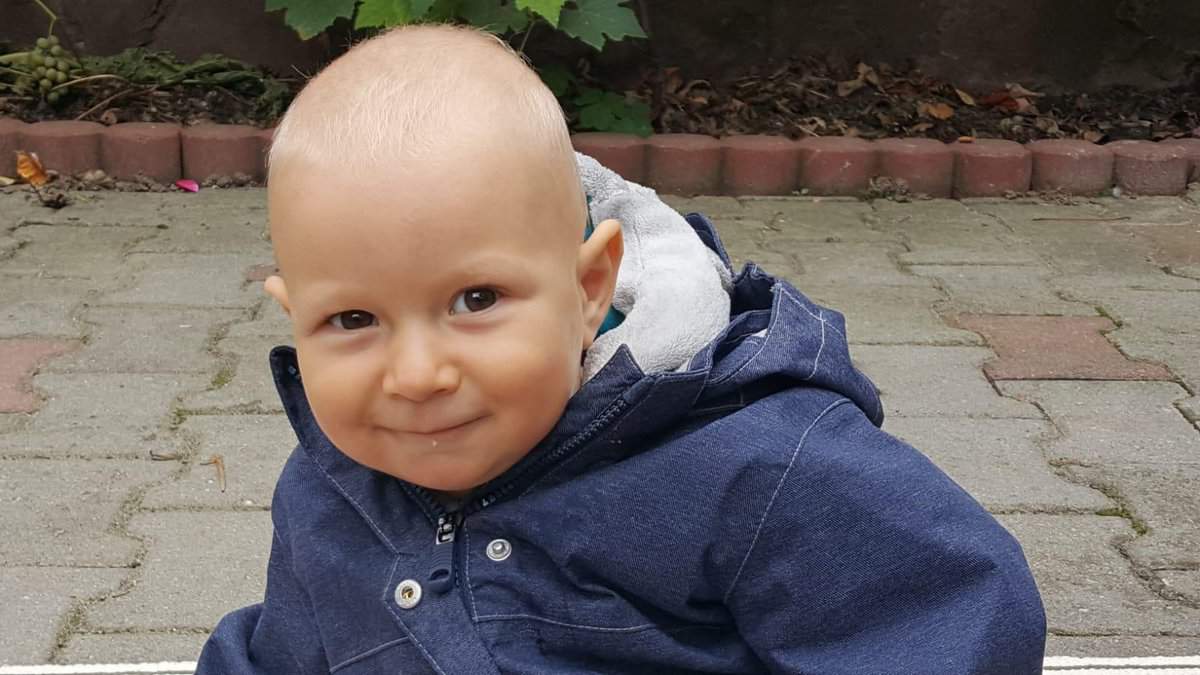 povestea lui efrem – micuțul sibian în vârstă de trei ani luptă pentru viață