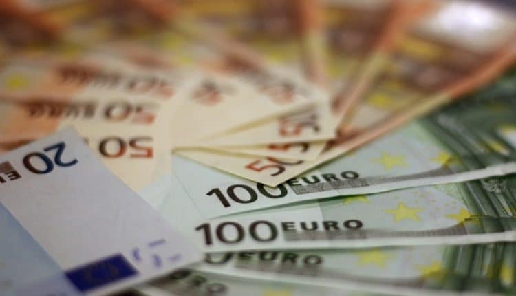 Firmele Afectate De CrizÄƒ Primesc Bani De La Stat Peste 350 De Milioane De Euro Ora De Sibiu