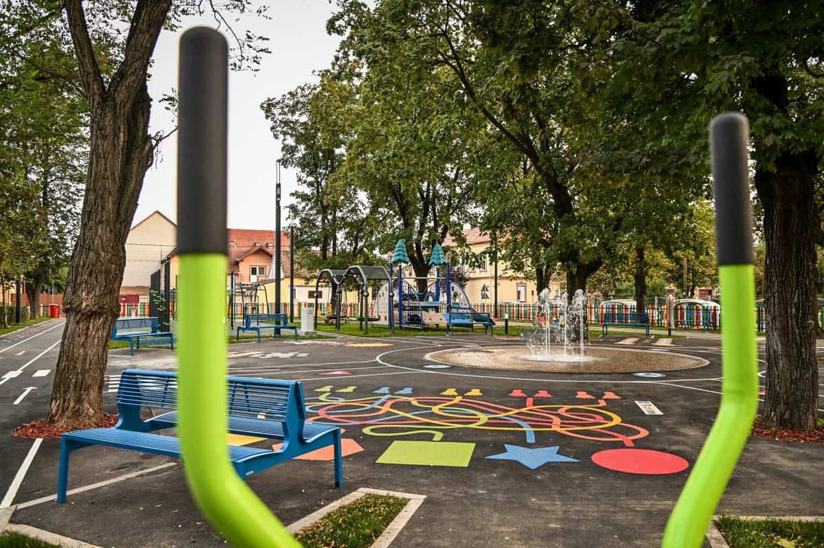 sibienii pot merge la plimbare în parcul piața cluj - lucrările au fost finalizate