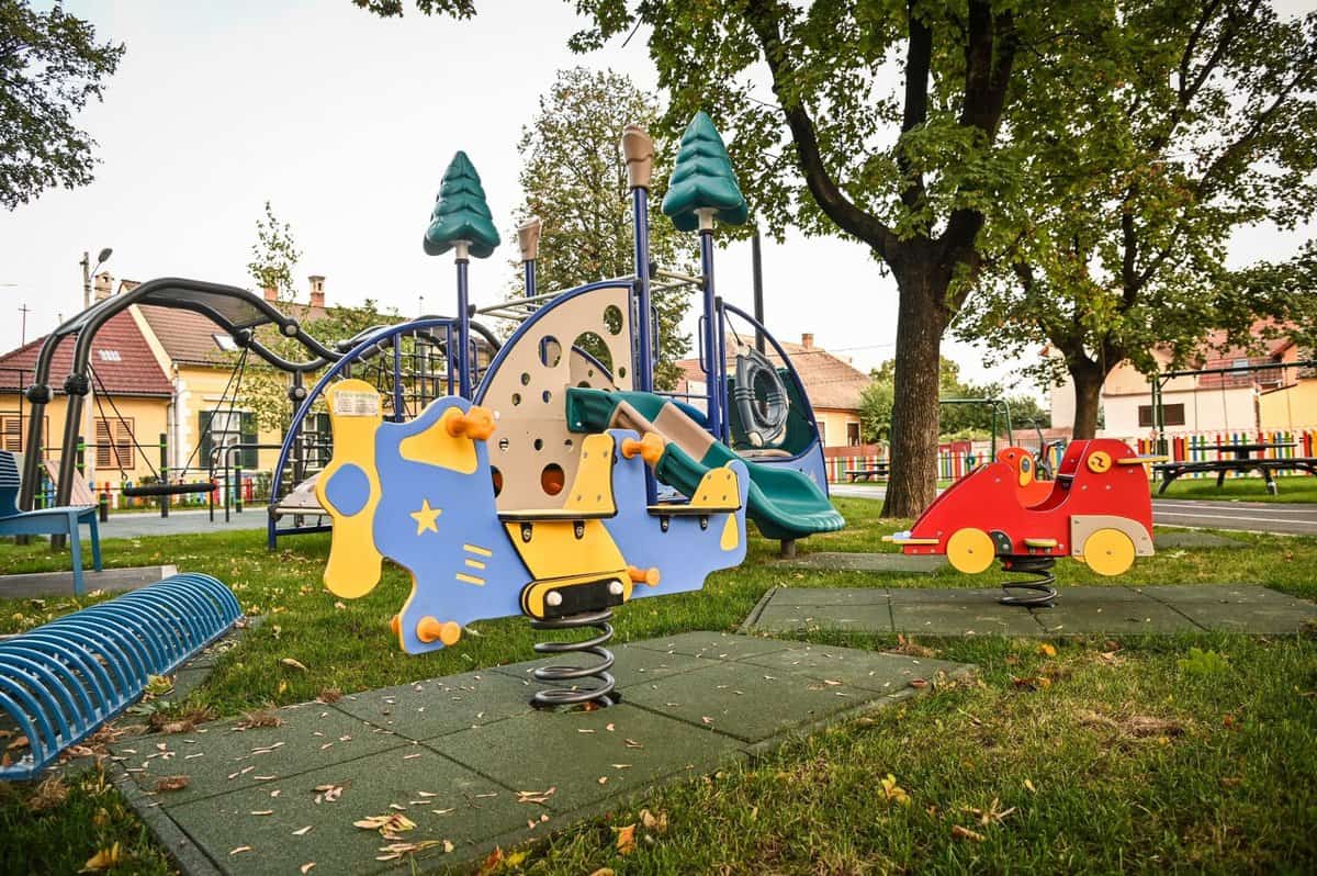 sibienii pot merge la plimbare în parcul piața cluj - lucrările au fost finalizate