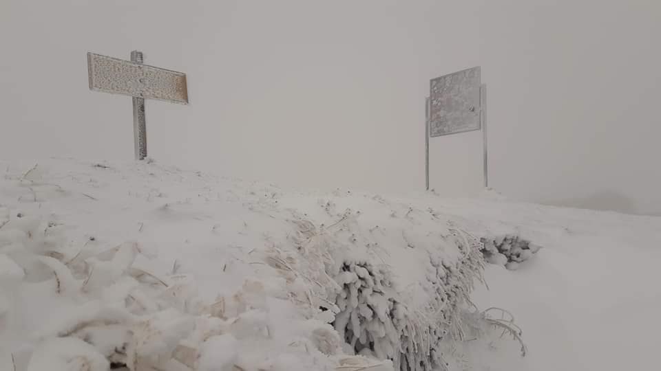 Transalpina se închide mai repede din cauza ninsorii