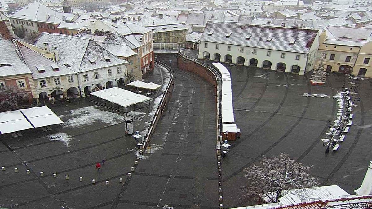 FOTO - Prima zăpadă la Sibiu - Este cod galben de ninsori și vânt puternic