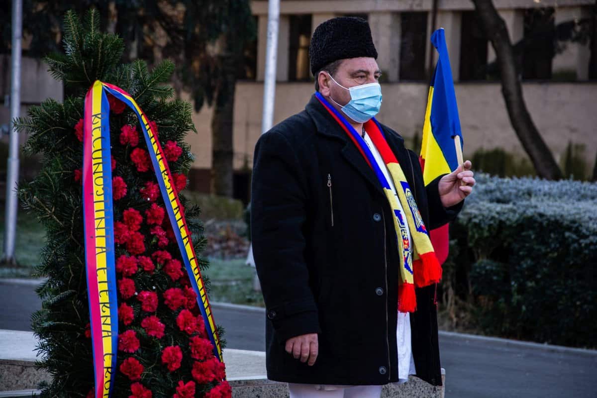 FOTO - Un 1 Decembrie "altfel" la Sibiu - Ceremonie restrânsă în fața Cercului Militar