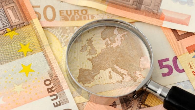 un nou maxim istoric pentru euro