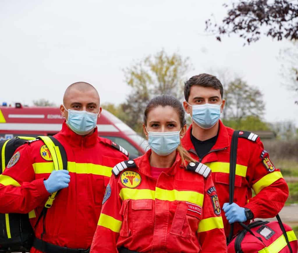 peste 300 de voluntari din toată țara devin pompieri - și la sibiu s-au dat posturi