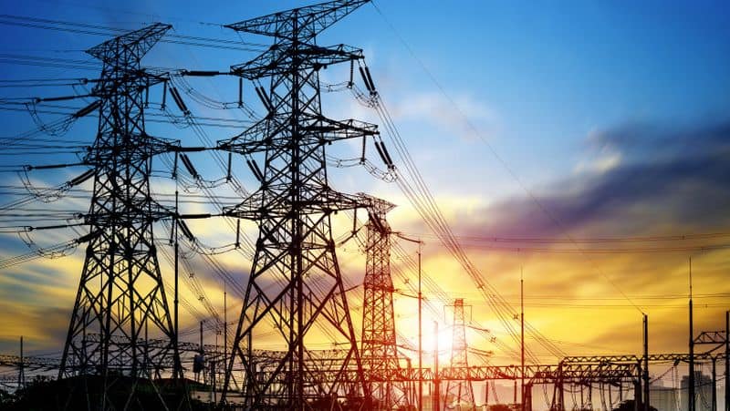blocaj total pe piața de energie electrică din românia - nimeni nu știe prețul la curent
