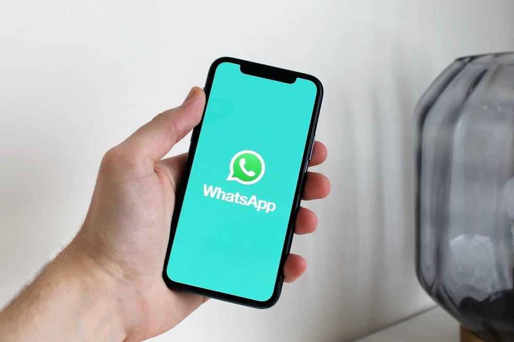 whatsapp amână aplicarea noilor politici de confidențialitate