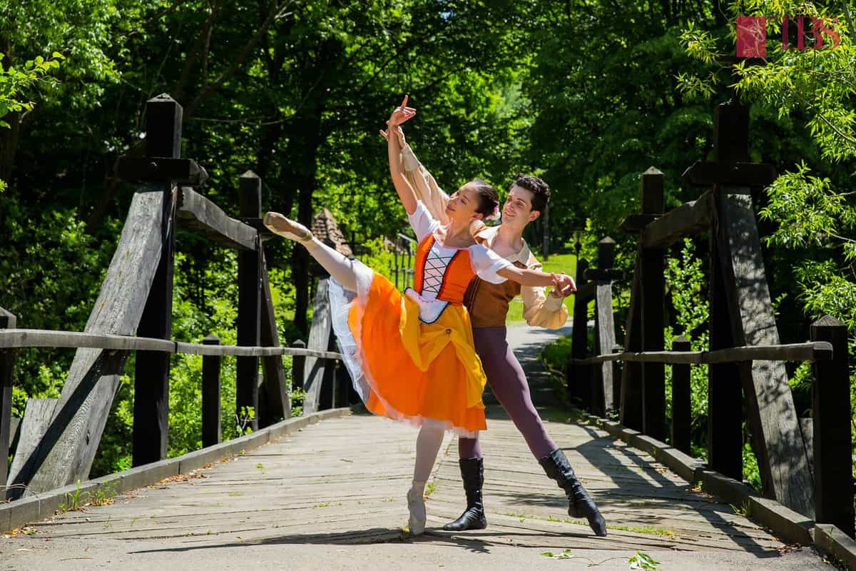 baletul comic în două acte „la fille mal gardée” se joacă marți la sibiu - spectacolul va fi disponibil și în direct de la ora 19.00