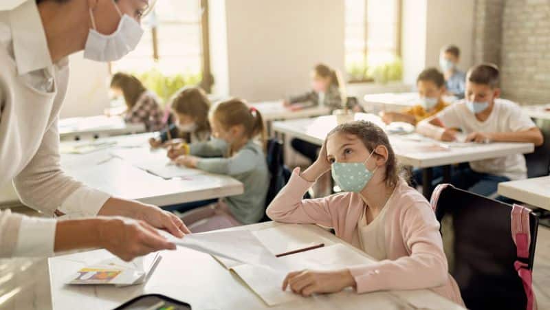 ministrul educaței: „aproximativ 4.000 de teste au fost utilizate în școli”