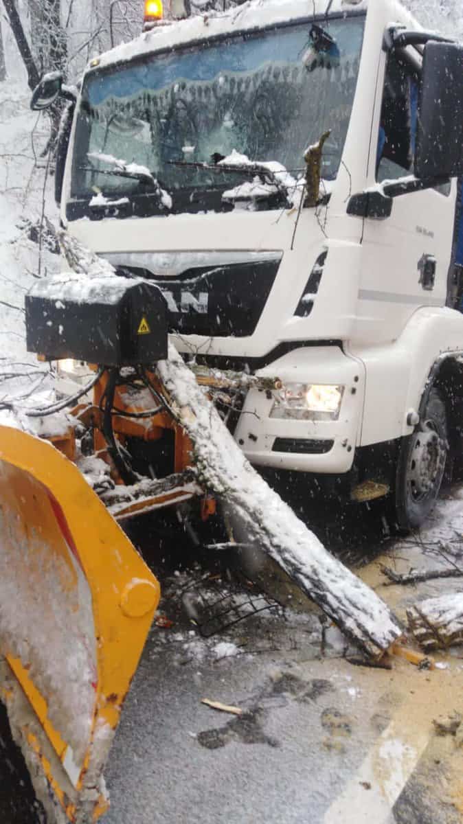 video foto drumul mediaș - sighișoara blocat total - șoferii folosesc rutele ocolitoare