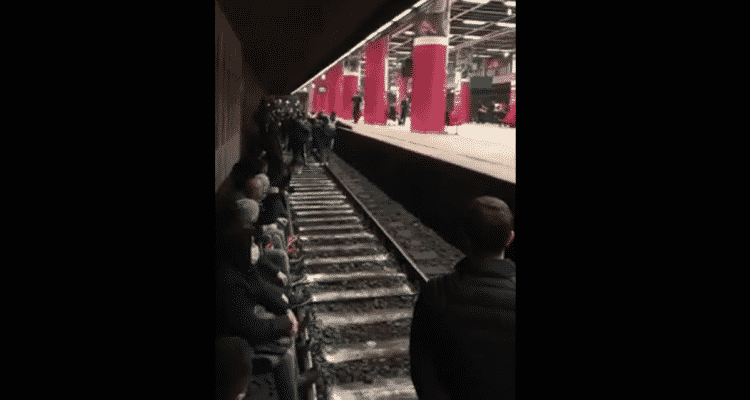 Video Haos In BucureÈ™ti GrevÄƒ SpontanÄƒ La Metrou Traficul Dat Peste Cap Ora De Sibiu