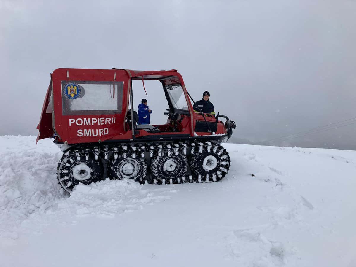 gura râului și păltiniș fără curent - au căzut copaci peste firele de tensiune