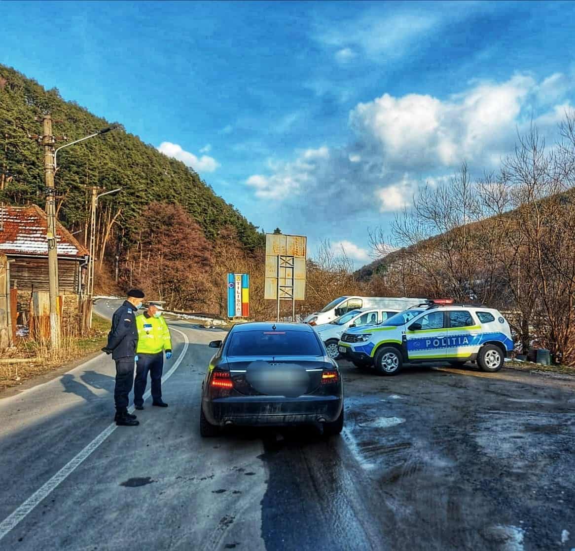 prima zi de carantină la tilișca - filtre de poliție în comună