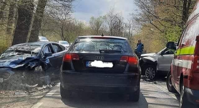 foto: accident între sibiu și cisnădioara - un pasager rănit