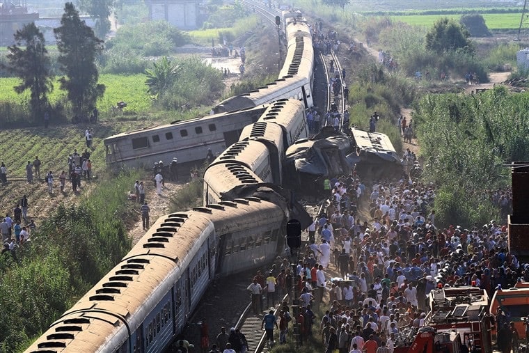 video – dezastru feroviar – cel puțin 11 morți si peste 100 de răniți după ce un tren a sărit de pe șine