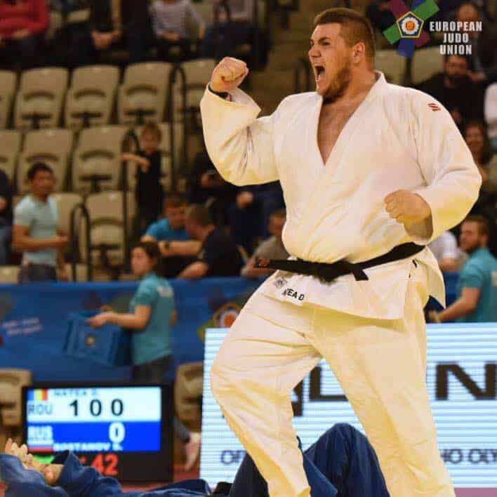 un sibian face furori la ”sambo” și vrea să ajungă cel mai bun din lume - daniel natea luptă pentru titlurile europene și mondiale