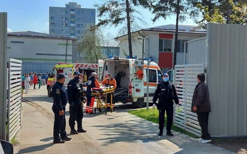incendiu la spitalul de psihiatrie din slatina - zeci de oameni evacuați