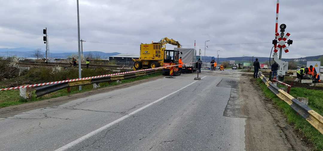 Trafic restricționat la ieșirea din Avrig spre Sibiu preț de patru zile