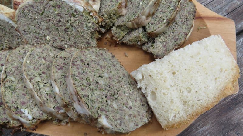 mâncare tradițională de paști, gătită ”live” în muzeul din dumbrava
