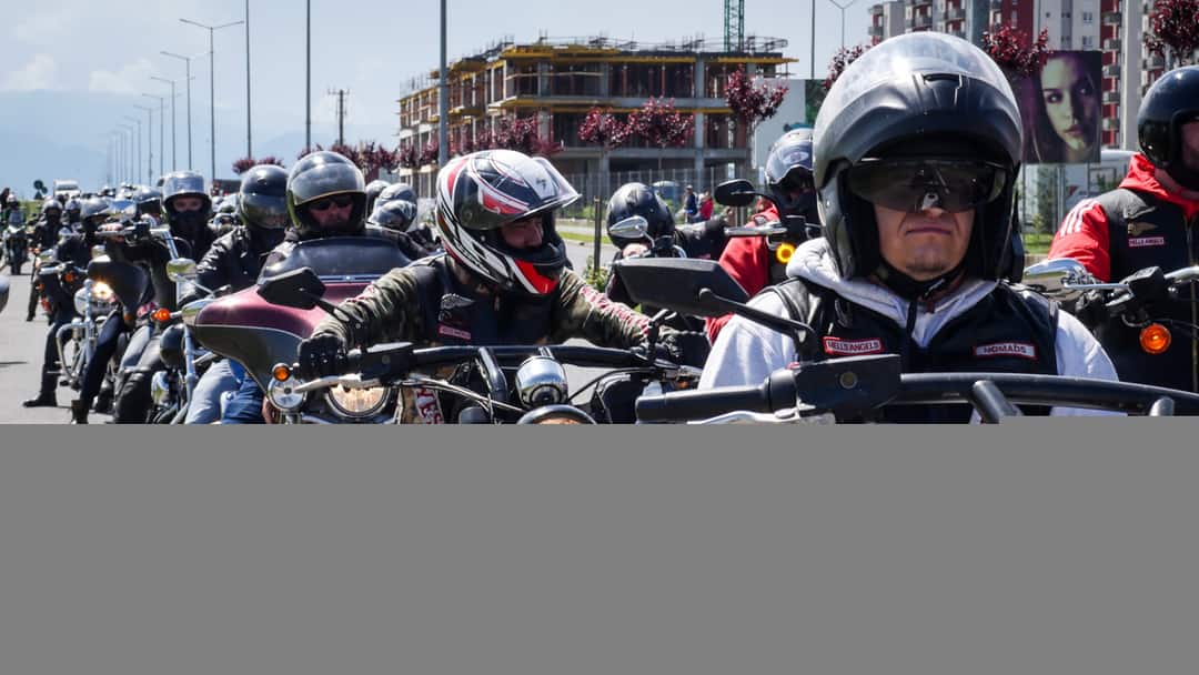 video foto: campanie de conștientizare la sibiu - ”și motocicliștii există în trafic”