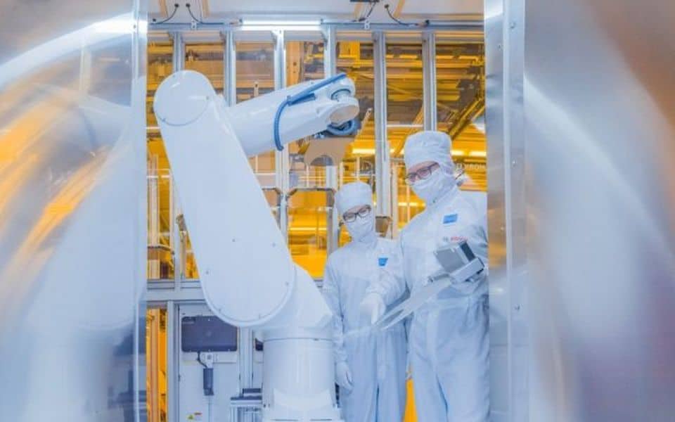 bosch deschide cea mai modernă fabrică în germania - va fi controlată de inteligența artificială