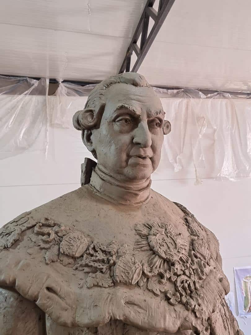 statuia baronului brukenthal va fi amplasată în piața mare în aproximativ 2 luni