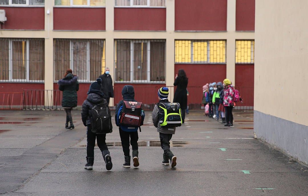 aproape 340 de elevii sibieni au lipsit de la simularea la română a evaluării naționale