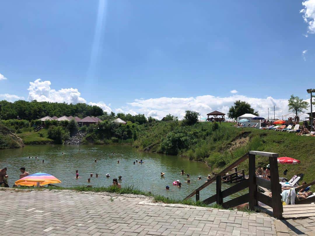 FOTO Puhoi de lume la lacurile de la Ocna în cel mai fierbinte weekend de până acum