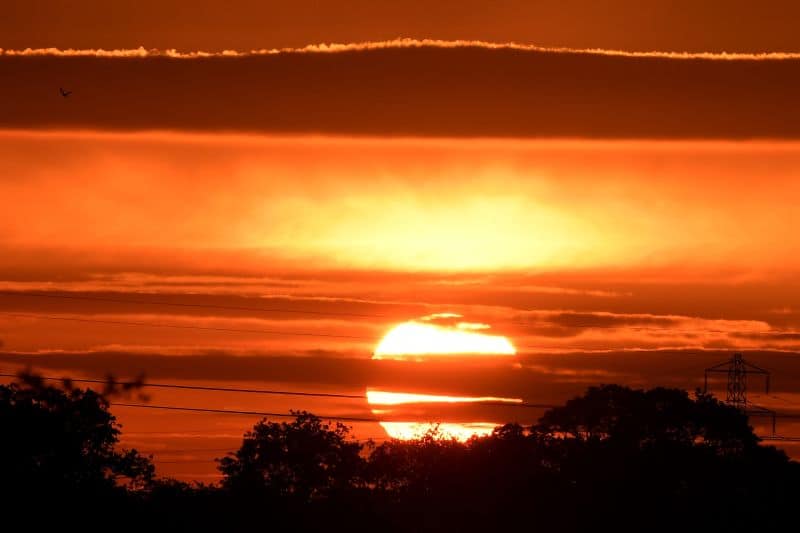 solstițiul de vară - începe vara astronomică în cea mai lungă zi din an