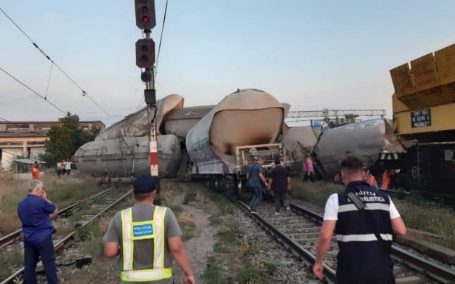 accident feroviar la feteşti - două trenuri de marfă s-au ciocnit
