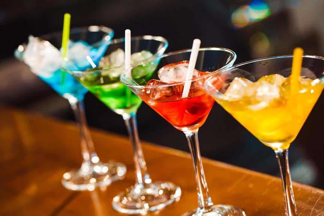 bauturile verii 2021. care este cel mai baut cocktail de pe plaja?