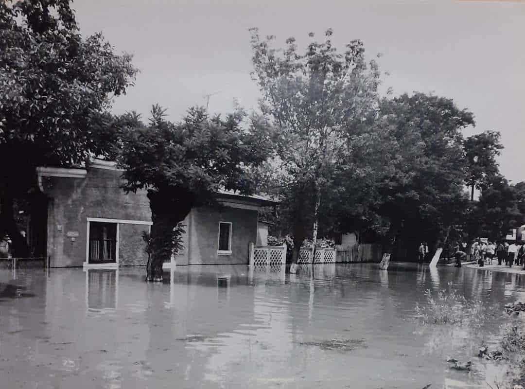 imaginile inundațiilor catastrofale din iulie 1975 - zeci de persoane au murit și au dispărut atunci din sibiu și alte 7 județe